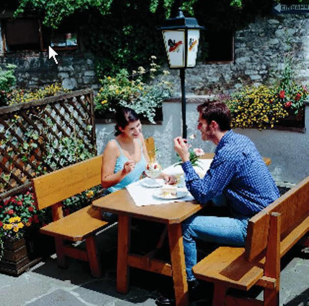 Hotel Restaurant Gradlwirt Niederndorf  Exterior foto